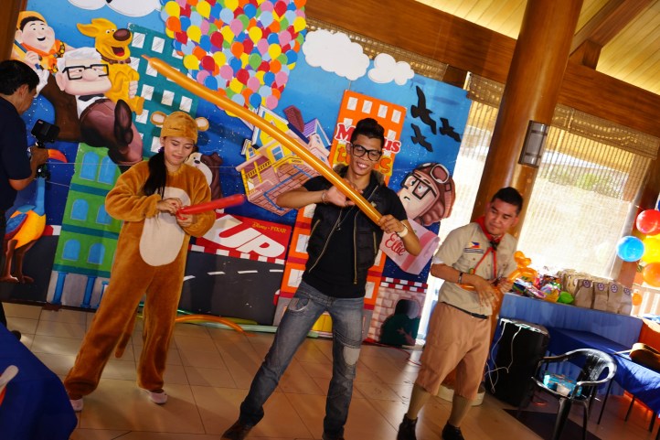 Coco 1st Pixar Up Themed Birthday Party (6)