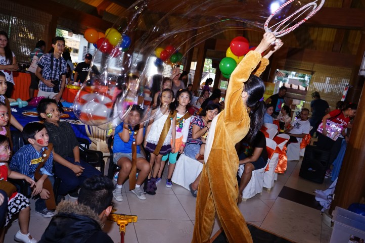 Coco 1st Pixar Up Themed Birthday Party (7)