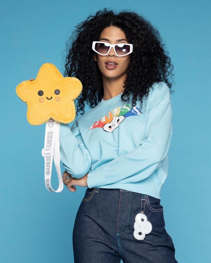 GUESSxFRIENDSWITHYOU (4)