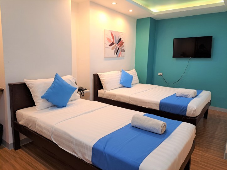 Arzo Hotel Makati Premier 5