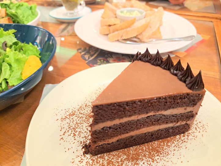 cafe mary grace city of dreams 6