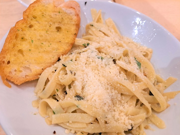 Palpitate Tanay Pasta Alfredo