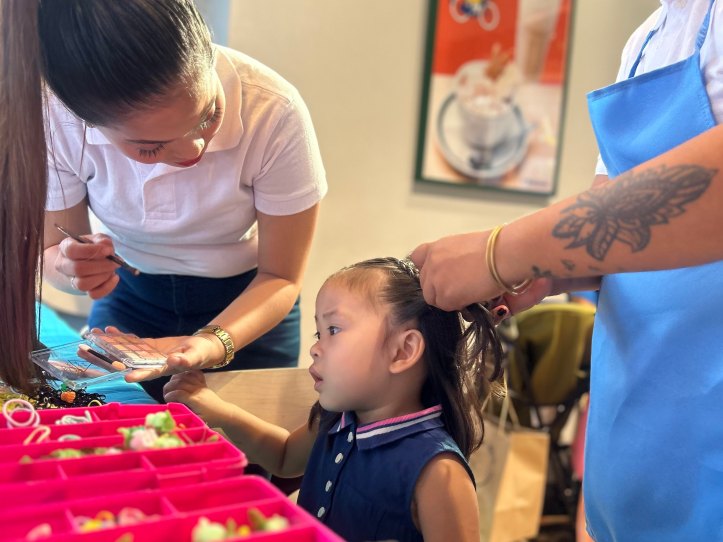 Toddlers take turns to get pampered at the Active Baby &amp; Kids Salon (1)
