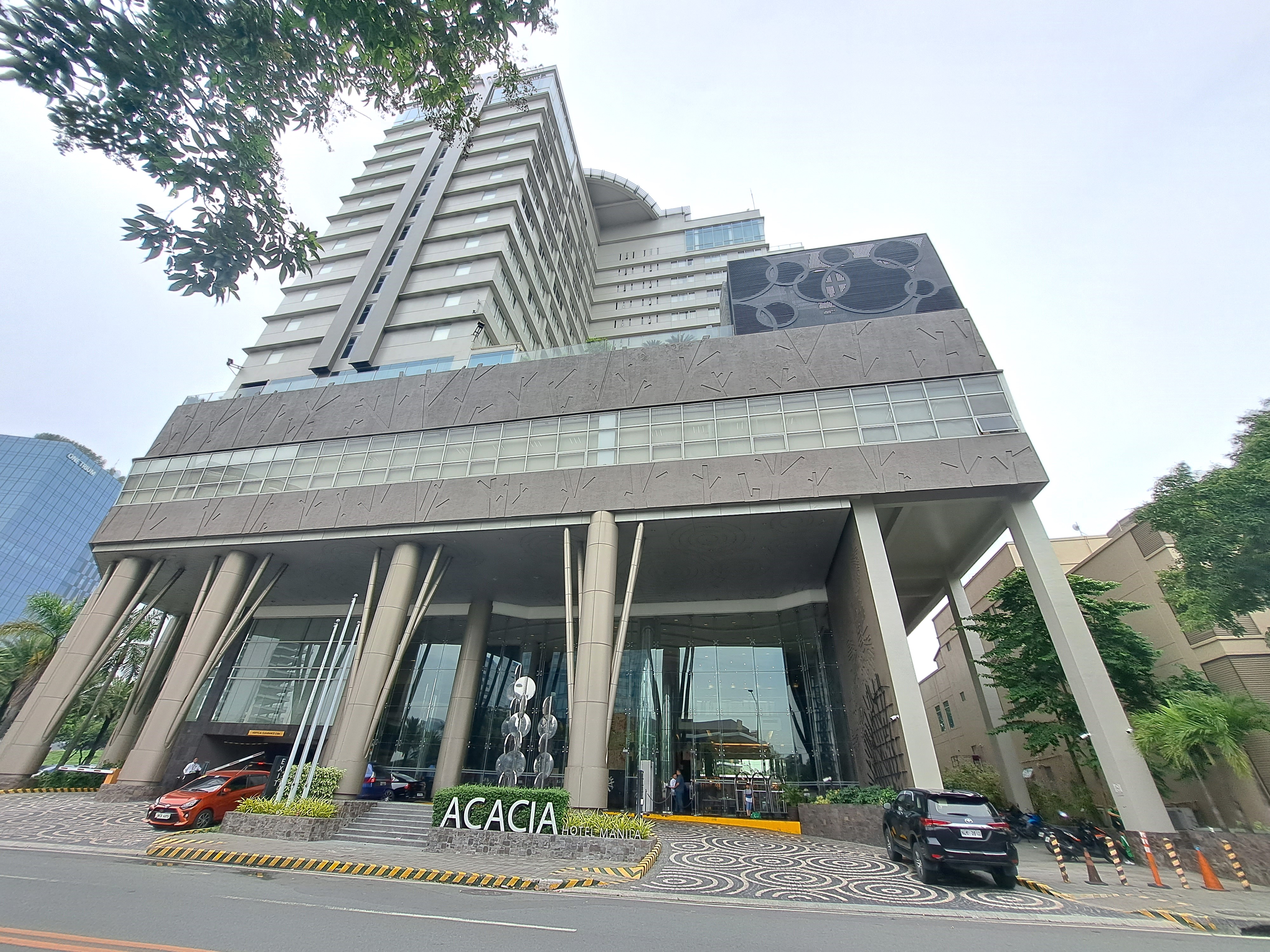 Acacia Hotel Manila Muntinlupa Hotel Staycation